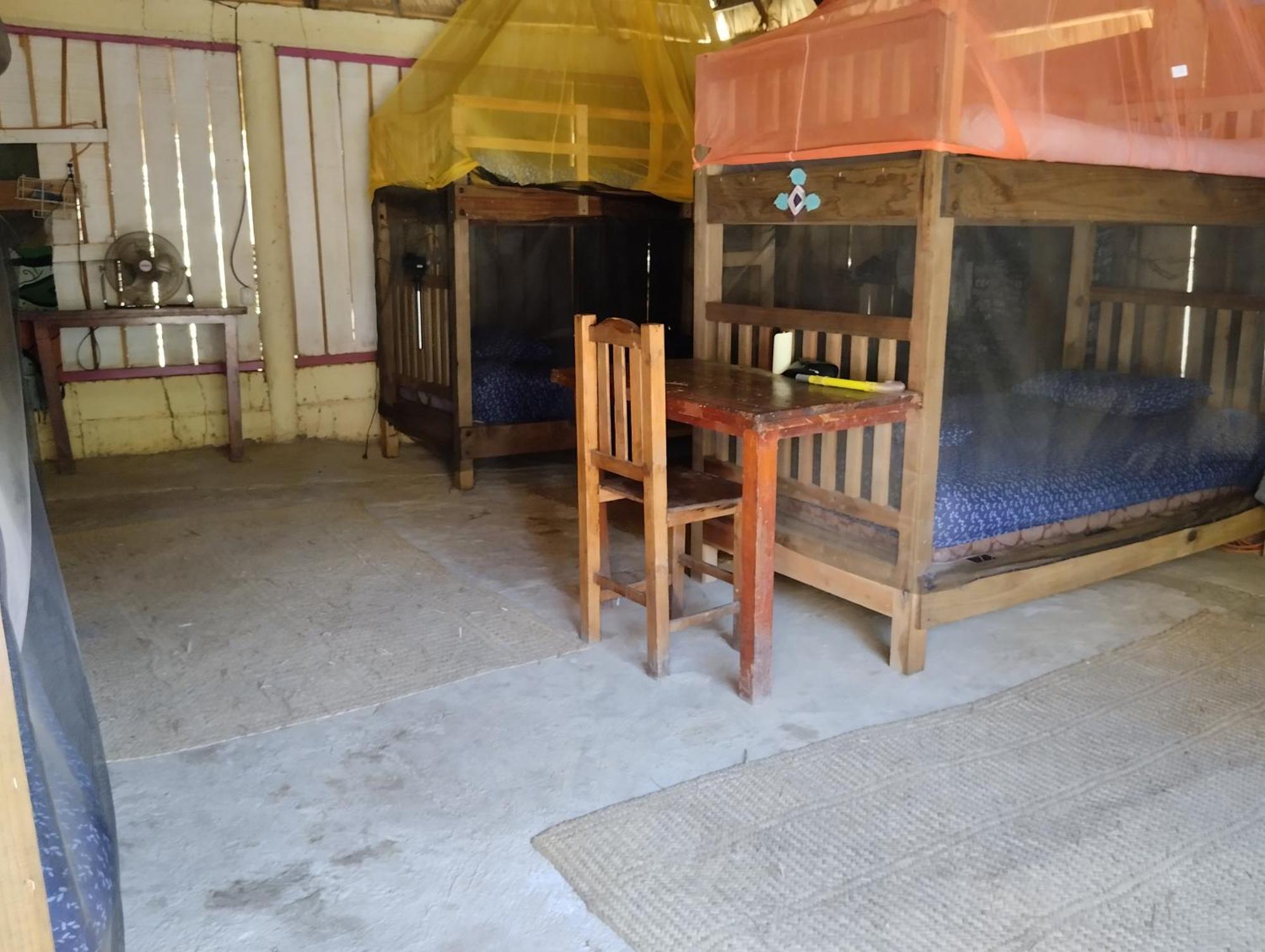 Ivanna Hostel מזונטה חדר תמונה